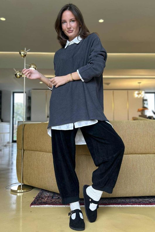 Conrad Oversized Boxy Knit Graphite 